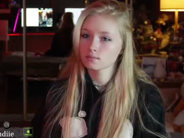 hardcore cam girl bestblondiiecb image #3942410