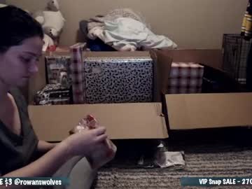 hardcore cam girl rowanswolves image #455210