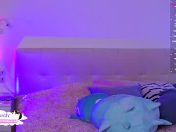 hardcore cam girl holliwould_ image #2367985