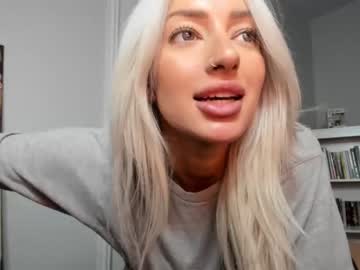 hardcore cam girl miss_bee image #2353408