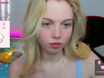 hardcore cam girl small_blondee image #2475347