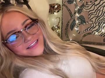 hardcore cam girl ari_02 image #3480377