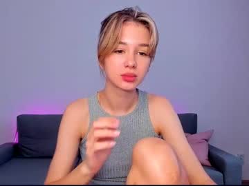 hardcore cam girl holly____ image #2131069