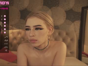 hardcore cam girl crystalreves image #435134