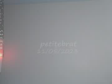 hardcore cam girl petitebrat image #3740672