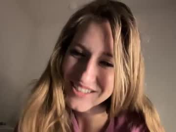hardcore cam girl babyvanessaeve image #3952961