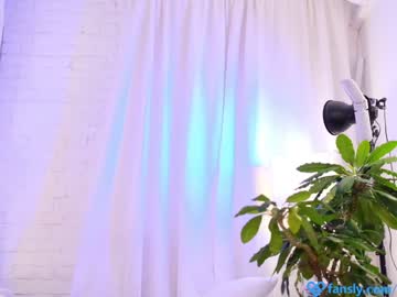 hardcore cam girl eva_fashionista image #2287731