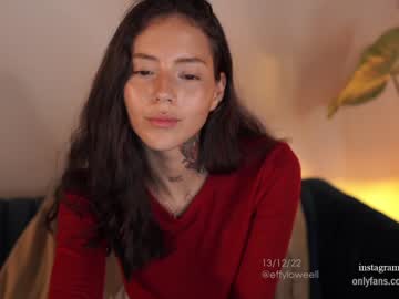 hardcore cam girl effyloweell image #2196504