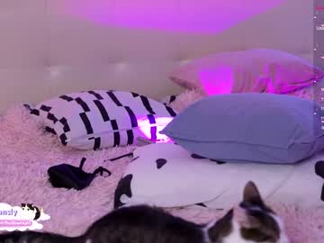 hardcore cam girl holliwould_ image #2333955
