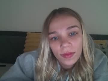 chloe_damian hardcore cam
