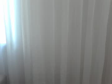 hardcore cam girl innocentxdoll19 image #1597051