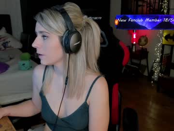 hardcore cam girl kimilee22 image #3416057