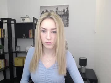 hardcore cam girl little_e_mily image #826362