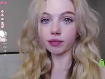 hardcore cam girl small_blondee image #2439368