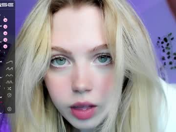 hardcore cam girl small_blondee image #2616599