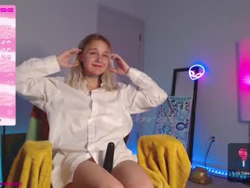hardcore cam girl petitebrat image #2882620