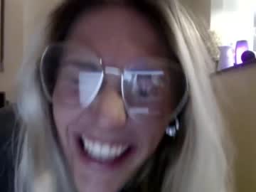 hardcore cam girl bambis_honeypot image #694442