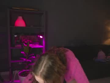 hardcore cam girl mayabach image #2351171
