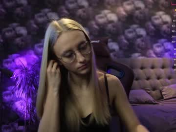hardcore cam girl angeellina image #2523527