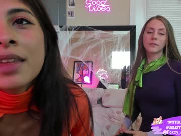 hardcore cam girl violetttflowers image #1980192