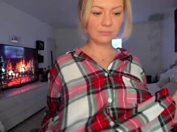hardcore cam girl kiradivine image #410823