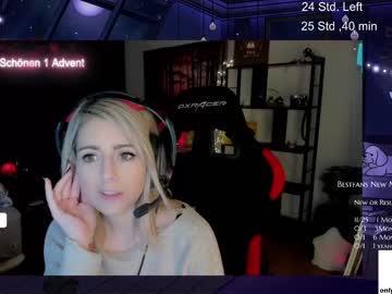 hardcore cam girl kimilee22 image #2118732