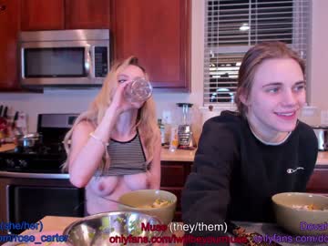 hardcore cam girl dovah_queen image #642221
