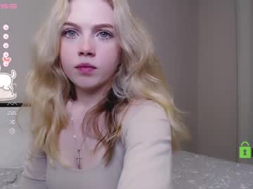 hardcore cam girl small_blondee image #2439452