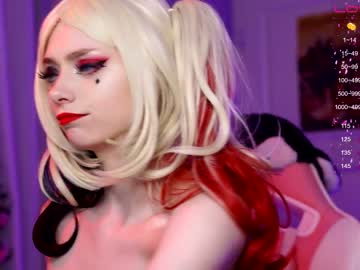 hardcore cam girl holliwould_ image #2900582