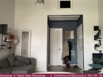 hardcore cam girl bloomyogi image #3435134