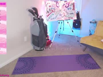 hardcore cam girl petitebrat image #2635146