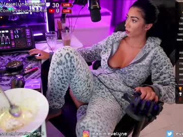 hardcore cam girl evelyne92 image #3722919