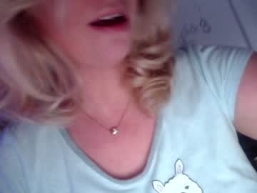 hardcore cam girl kiradivine image #645502