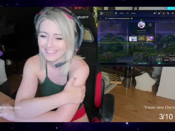 hardcore cam girl kimilee22 image #1626809