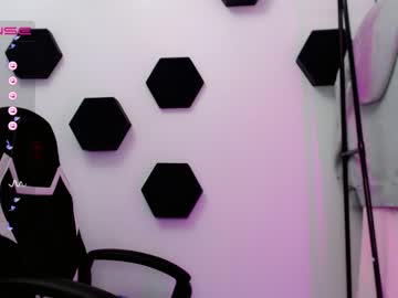 hardcore cam girl small_blondee image #2855090