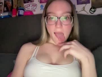 hardcore cam girl alyssag7001 image #4702370