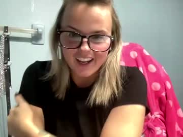 hardcore cam girl goddesskatexo image #3375171