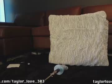 hardcore cam girl taylor_love_303 image #2900631