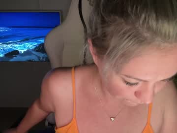 hardcore cam girl kiradivine image #1645393