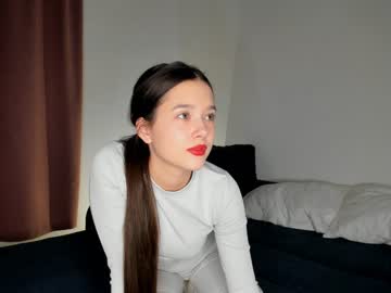 hardcore cam girl emilybatee image #2657880