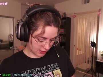 hardcore cam girl evelynpiers image #3159409