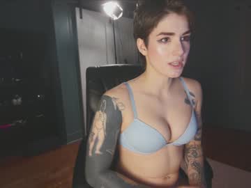 hardcore cam girl aynmarie image #3990952