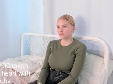 hardcore cam girl merylbossom image #4720727