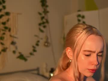 hardcore cam girl mother__of__dragons image #3961465
