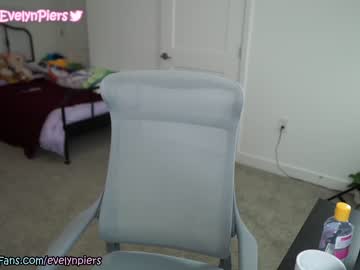 hardcore cam girl evelynpiers image #1293102