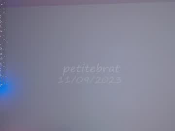 hardcore cam girl petitebrat image #3759369