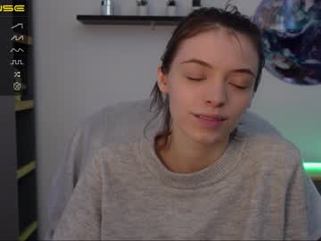 hardcore cam girl agelina_summer image #2427034