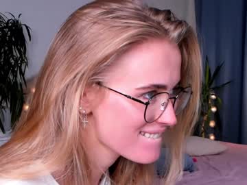 hardcore cam girl linellali image #1783503