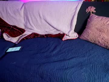 hardcore cam girl littlee33 image #2167206