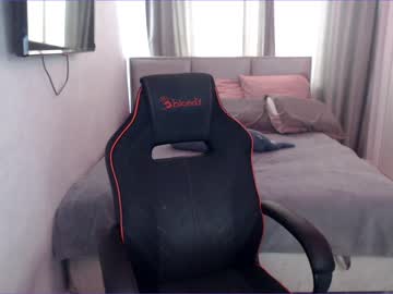 hardcore cam girl tripleprinces image #3323370